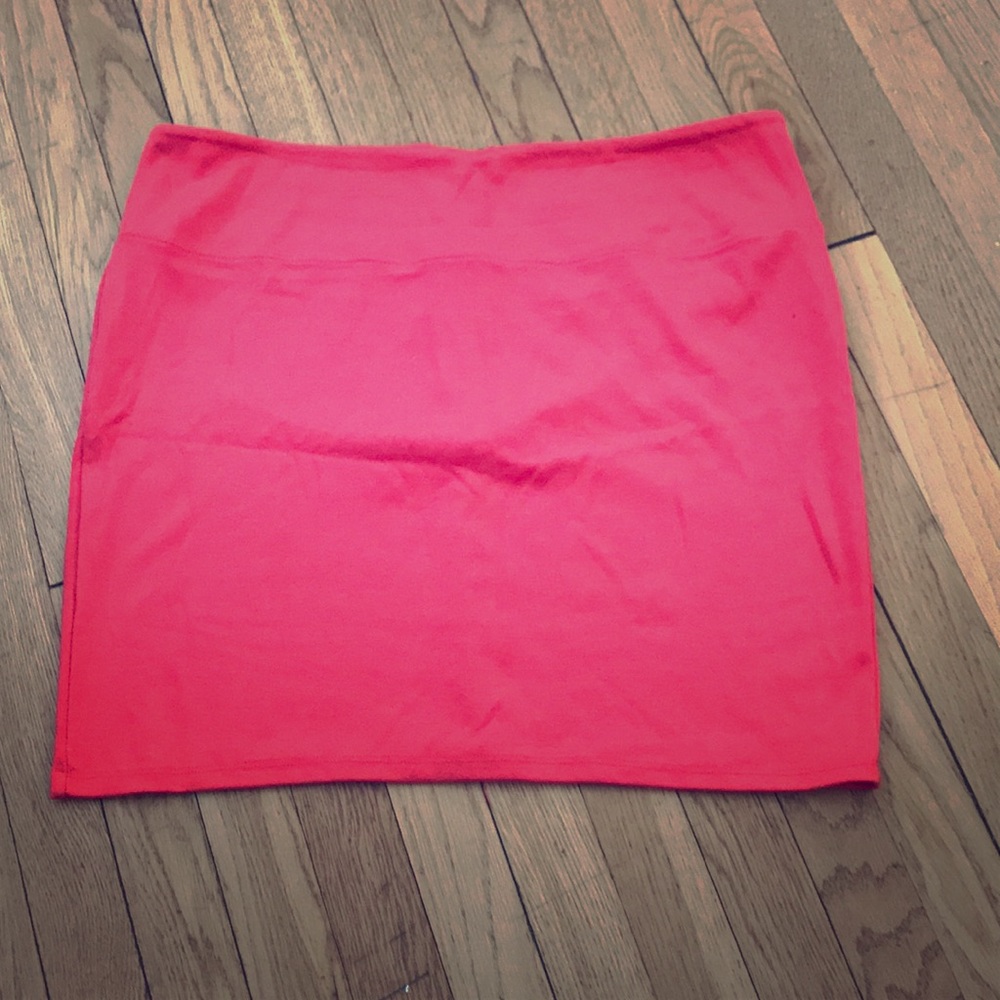 Coral skirt